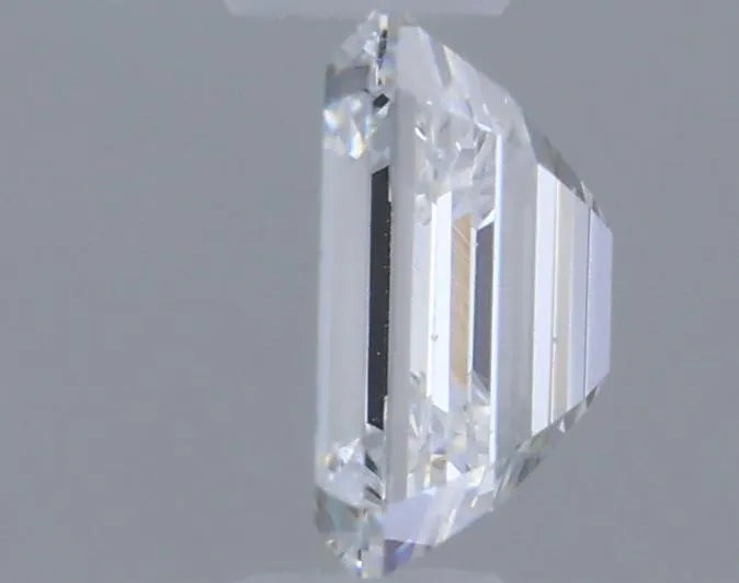 0.22ct Emerald Lab Grown Diamond (Colour D, Clarity VS1, IGI Certified)