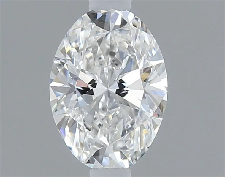 0.24ct Oval Natural Diamond (Colour E, Clarity VVS2, GIA Certified)