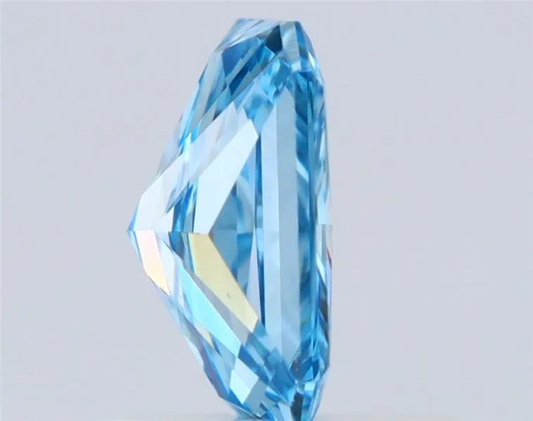 0.72ct Radiant Natural Diamond (Colour Fancy Vivid Blue, Clarity VVS1, Cut VG, IGI Certified)