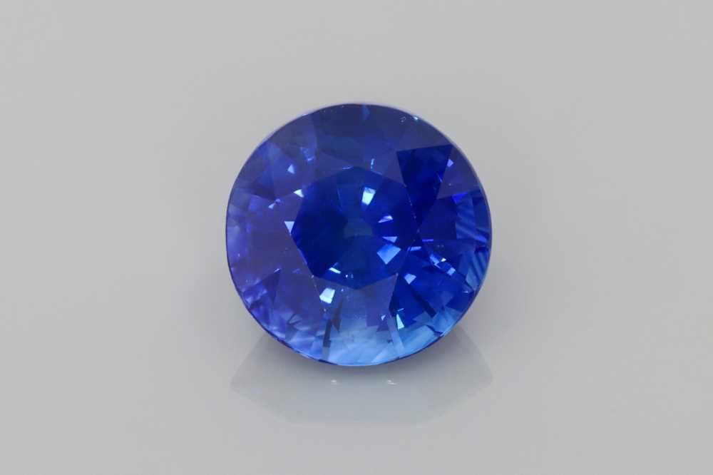 2.22 Carat Round Cut Blue Sapphire