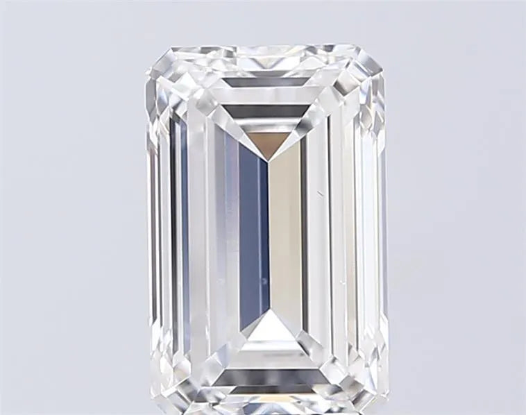 3.01ct Emerald Lab Grown Diamond (Colour E, Clarity VS2, IGI Certified)