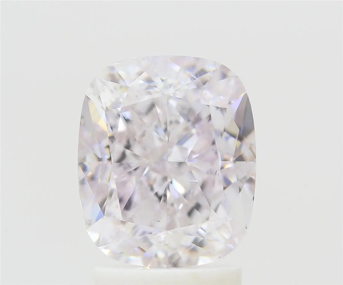 3.02ct Cushion brilliant Natural Diamond (Colour Light Pink, Clarity SI1, GIA Certified)