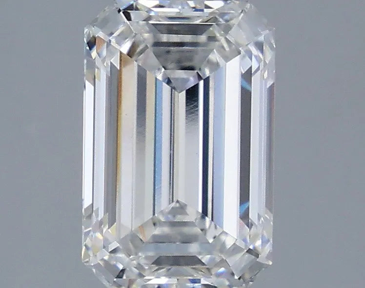 3.10ct Emerald Lab Grown Diamond (Colour E, Clarity VVS2, IGI Certified)