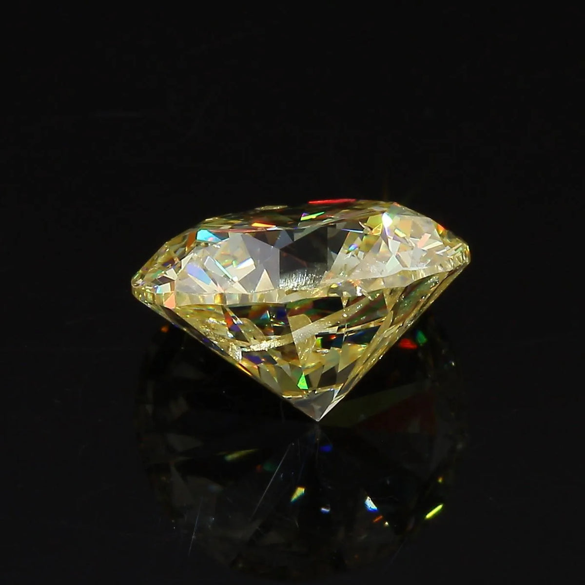 5.20ct Round Natural Diamond (Colour Fancy Deep Orangey Pink, Clarity SI2, Cut EX, GIA Certified)