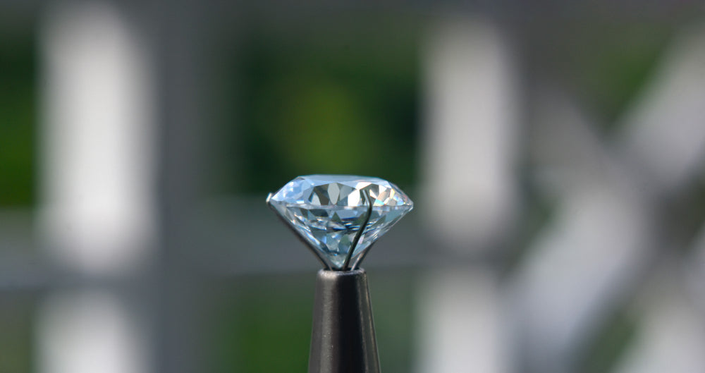 Does a Moissanite Look Like a Diamond?