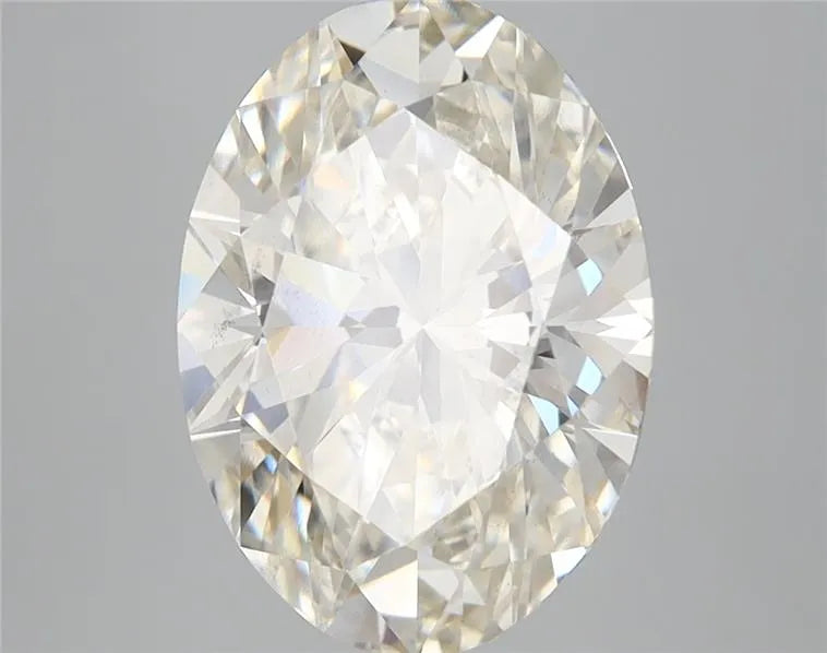 Diamant ovale de 3,84 ct cultivé en laboratoire (couleur J, pureté VS2, IGI)