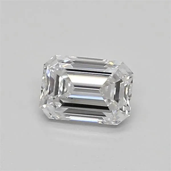 Diamant émeraude de 0,34 ct cultivé en laboratoire (couleur D, pureté VS2, IGI)