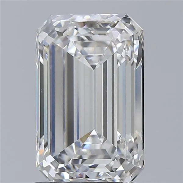 Diamant émeraude de 2,30 ct cultivé en laboratoire (couleur E, pureté VVS2, certifié IGI)