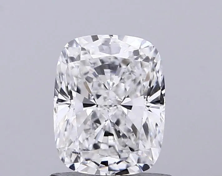 1.52ct Cushion modified Lab Grown Diamond (Colour D, Clarity VVS2, IGI Certified)