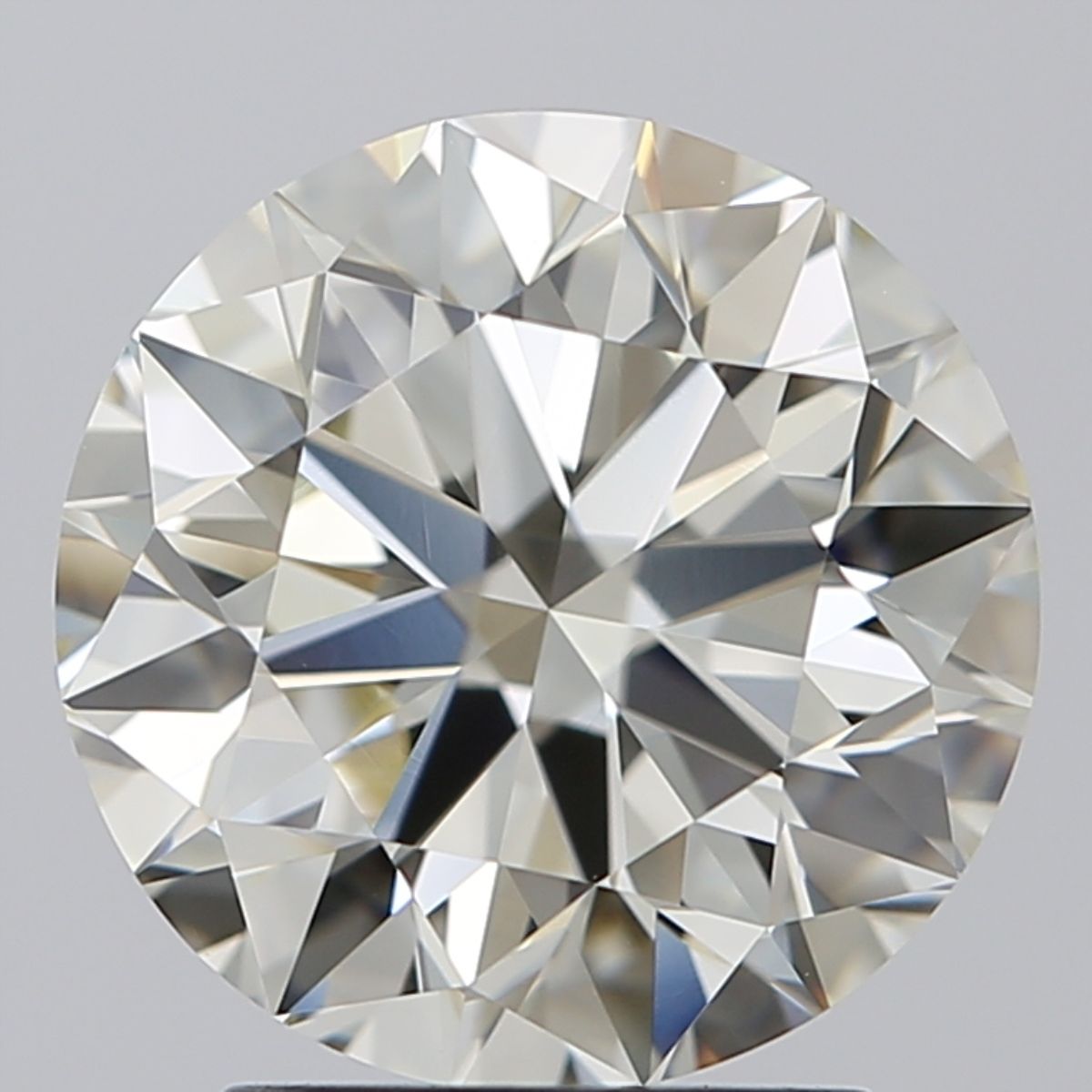 2.81 Carat J-VVS2 Round Cut Diamond