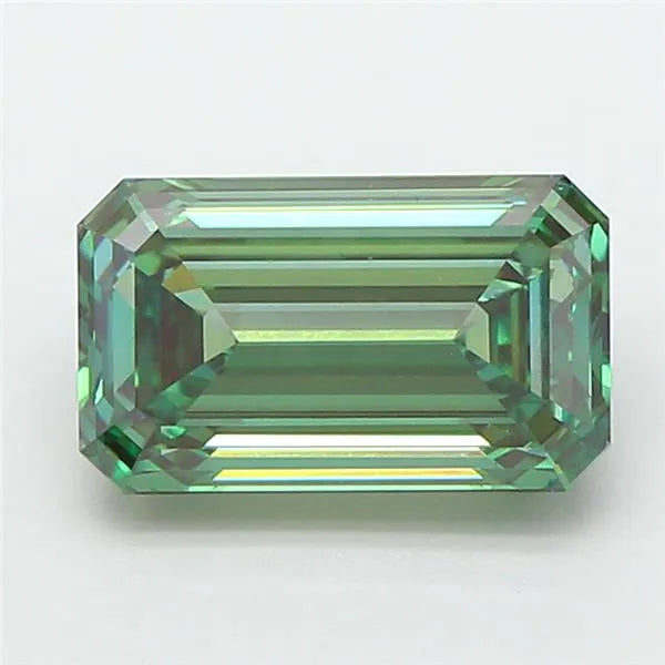 2.50ct Emerald Lab Grown Diamond (Colour Fancy Vivid Green, Clarity VS1, IGI Certified)