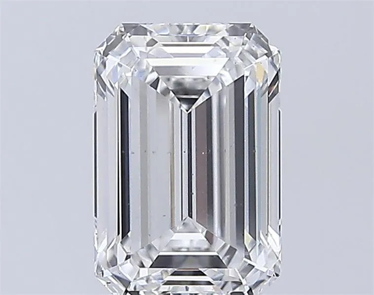 Diamant émeraude de 1,50 ct cultivé en laboratoire (couleur E, pureté VS2, IGI)