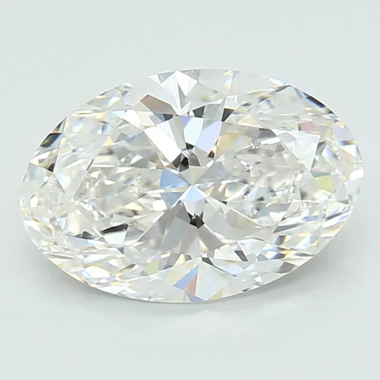 Diamant ovale de 2,00 ct cultivé en laboratoire (couleur F, pureté VVS2, taille EX, IGI)