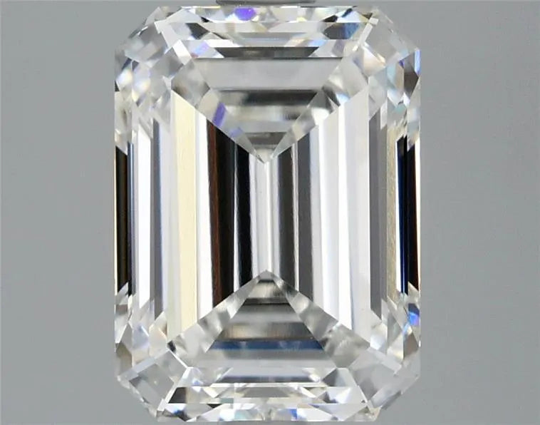 Diamant émeraude de 2,63 ct cultivé en laboratoire (couleur E, pureté VVS2, certifié IGI)