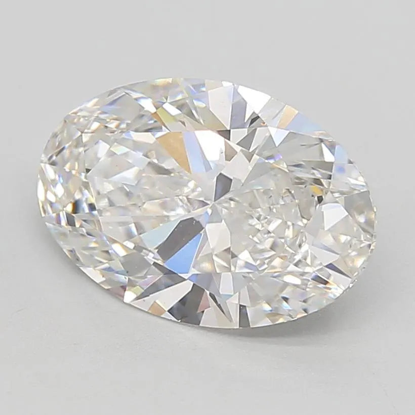 Diamant ovale de 4,08 ct cultivé en laboratoire (couleur G, pureté VS2, IGI)