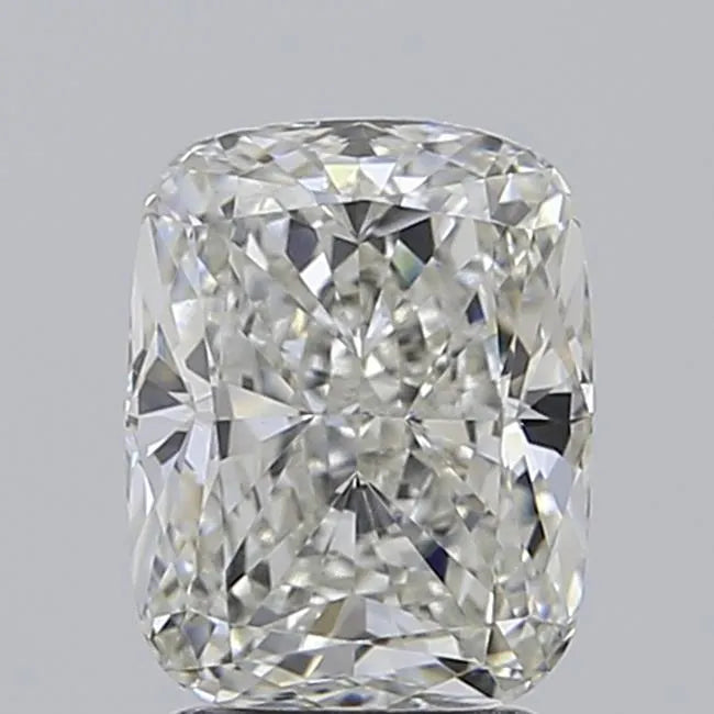 3.00ct Cushion modified Lab Grown Diamond (Colour G, Clarity VVS2, IGI Certified)