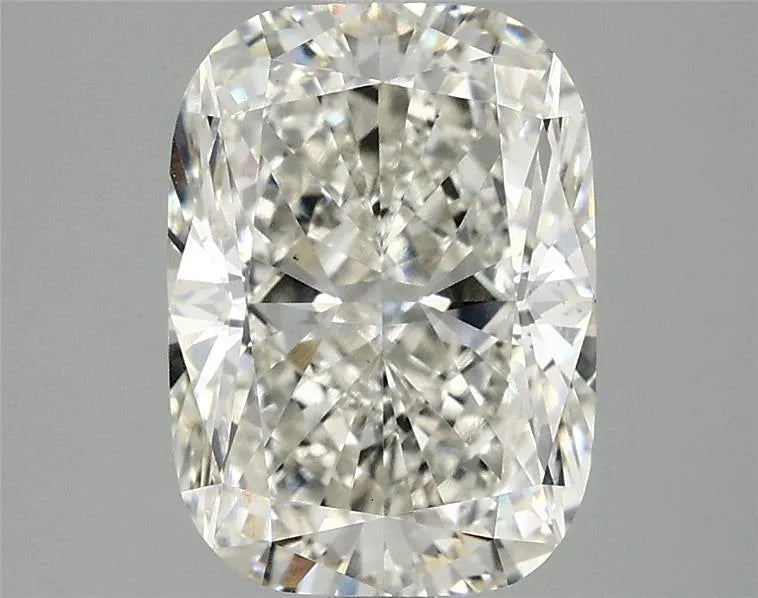 3.04ct Cushion modified Lab Grown Diamond (Colour G, Clarity VS2, IGI Certified)