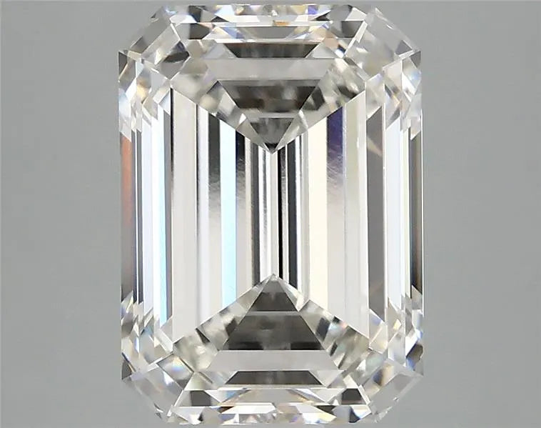 Diamant émeraude de 3,56 ct cultivé en laboratoire (couleur G, pureté VVS1, certifié IGI)