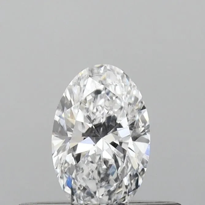 Diamant ovale de 0,30 ct cultivé en laboratoire (couleur D, pureté VS1, certifié IGI)