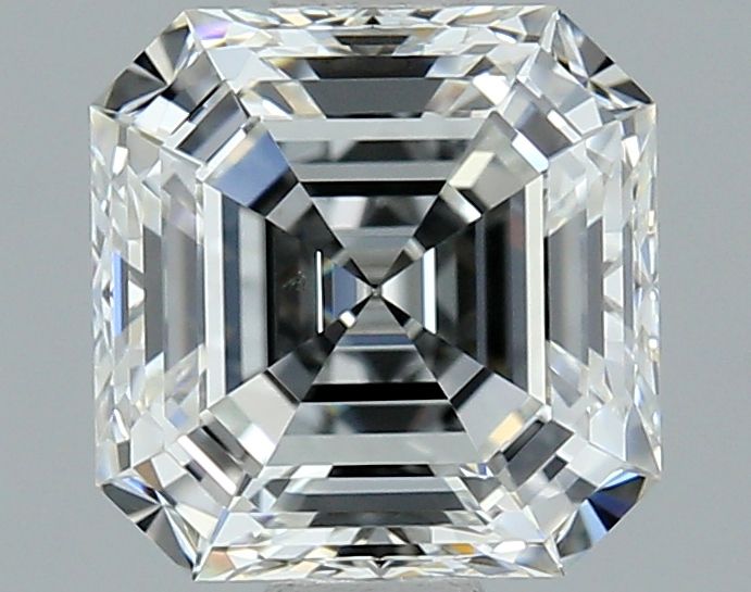 Diamant taille émeraude G-VS2 de 1,5 carat