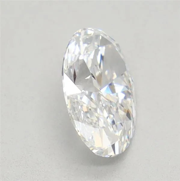 Diamant ovale de 0,62 ct cultivé en laboratoire (couleur D, pureté VS2, IGI)