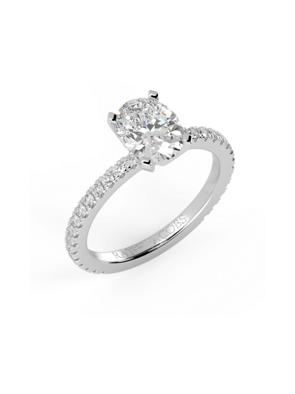 Bague de fiançailles en moissanite ovale Veronica