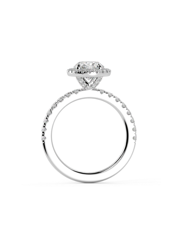 Wanda Oval Moissanite Engagement Ring