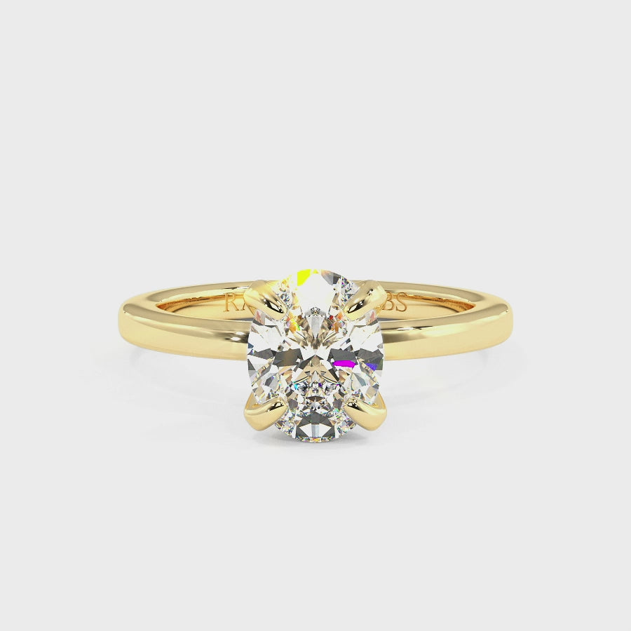 Betty Oval Moissanite Engagement Ring